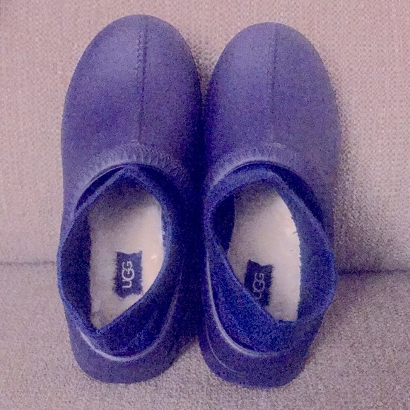 UGG Waterproof Slipper Boots - Picture 5 of 6